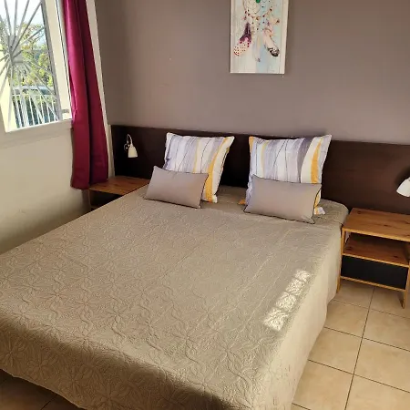 Location Appartement 4 A 6 Prs Vue Mer *